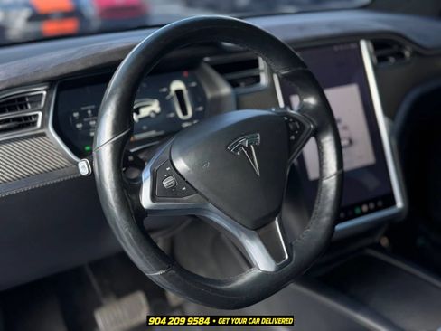 Used 2017 Tesla Model X 75D AWD/4WD image 17
