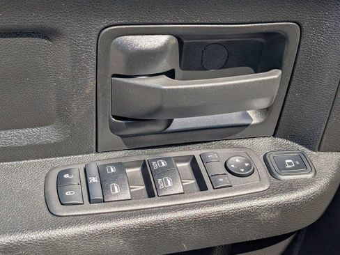 Used 2024 RAM 2500 Tradesman w/ Chrome Appearance Group AWD/4WD image 20