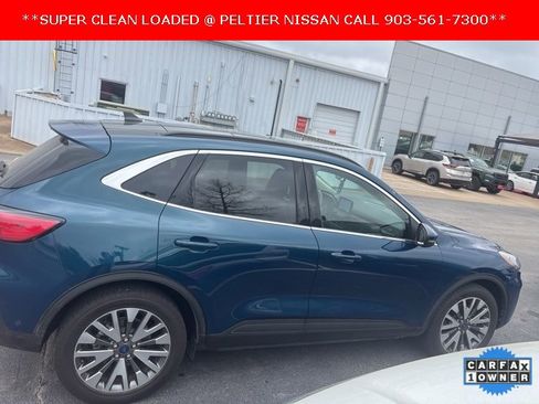 Used 2020 Ford Escape Titanium image 6