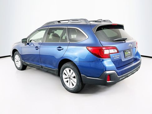 Used 2019 Subaru Outback 2.5i Premium image 5