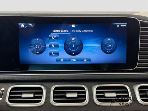 Used 2025 Mercedes-Benz GLE 450e 4MATIC image 20