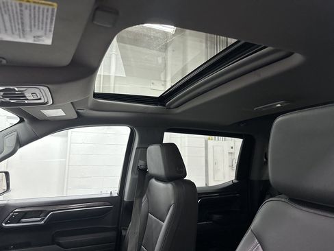 Used 2024 Chevrolet Silverado 1500 LTZ w/ LTZ Premium Package image 36