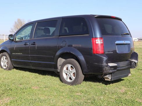 Used 2009 Dodge Grand Caravan SE w/ Climate Group image 2