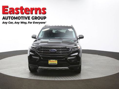 Used 2022 Ford Explorer XLT w/ Equipment Group 202A image 55