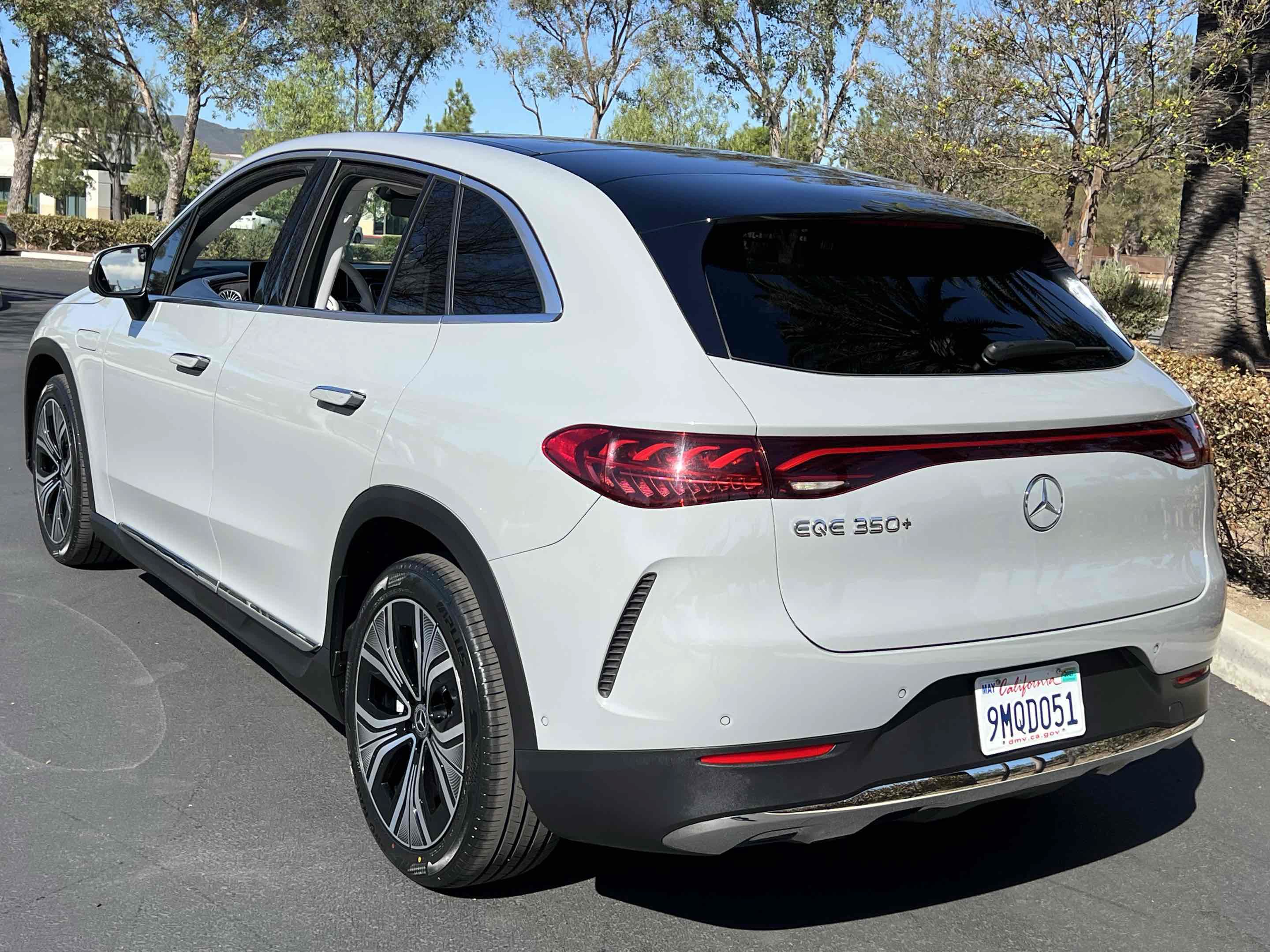 Used 2024 Mercedes-Benz EQE 350+ SUV image 2