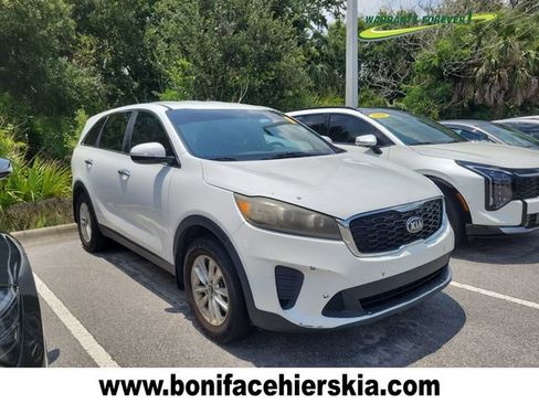Used 2019 Kia Sorento L FWD image 1