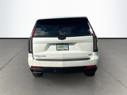 Used 2024 Cadillac Escalade Premium Luxury w/ LPO, Floor Liner Package AWD/4WD image 6