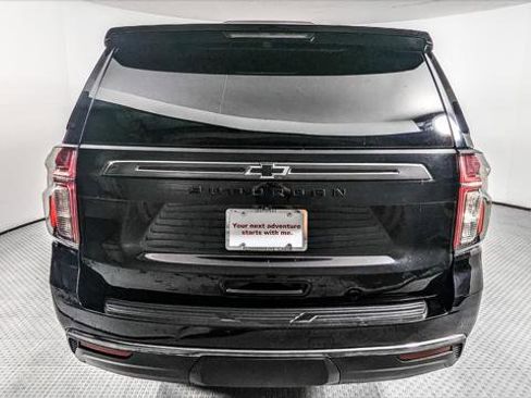 Used 2021 Chevrolet Suburban RST AWD/4WD image 7