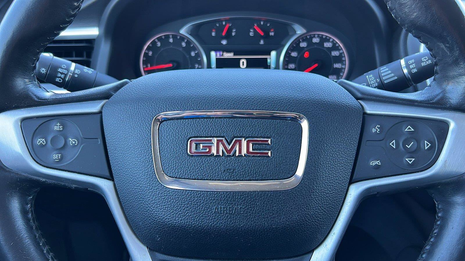 Used 2019 GMC Acadia SLT AWD/4WD image 30