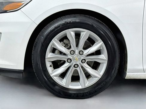 Used 2021 Chevrolet Malibu LT FWD image 9