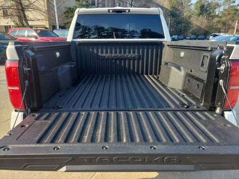 Certified 2025 Toyota Tacoma TRD Sport image 29