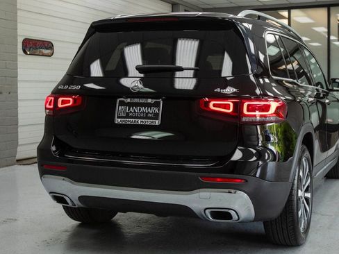 Used 2020 Mercedes-Benz GLB 250 4MATIC image 36