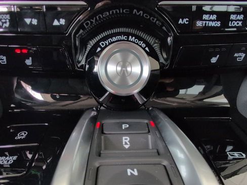 Certified 2026 Acura MDX w/ Technology Package image 31