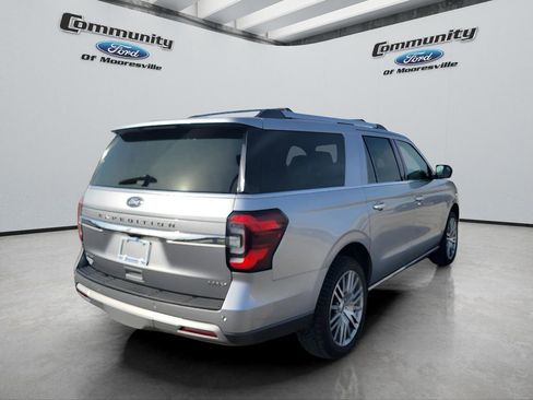 Used 2024 Ford Expedition Max Limited image 11