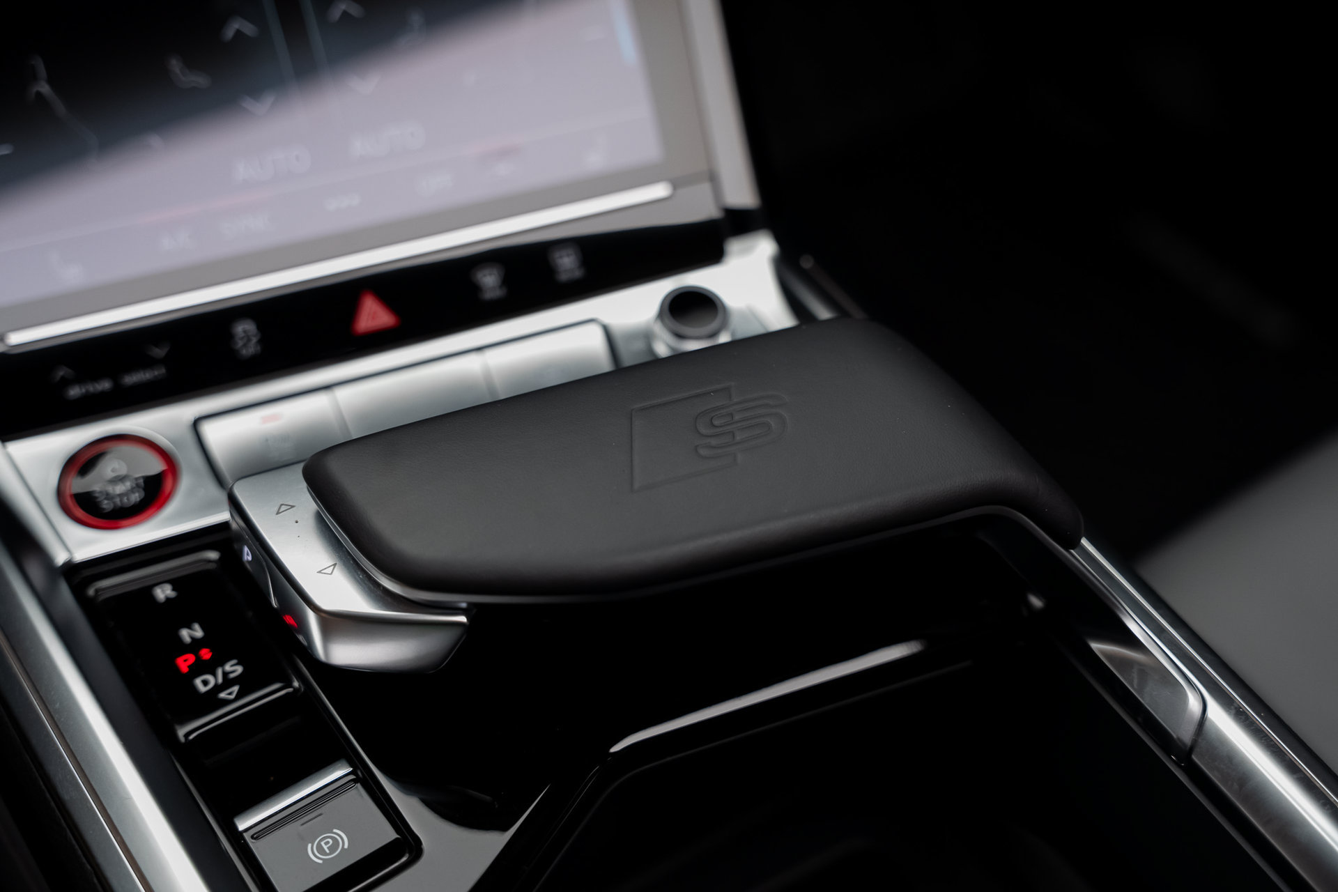 Used 2024 Audi SQ8 e-tron Premium Plus AWD/4WD image 53