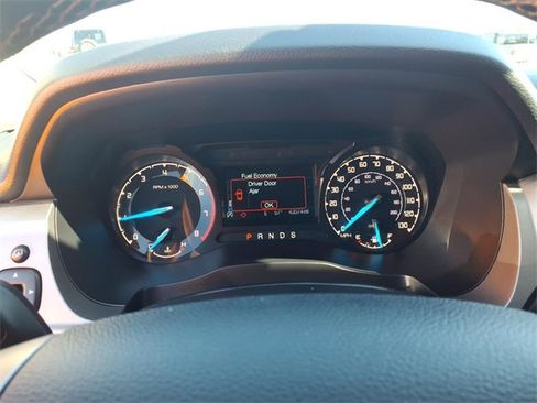 Used 2019 Ford Ranger XLT w/ Equipment Group 301A Mid image 11