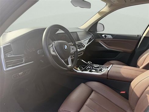 Used 2019 BMW X7 xDrive40i w/ Premium Package image 16