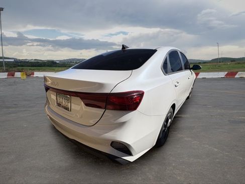 Certified 2023 Kia Forte LXS w/ LXS Technology Package FWD image 3