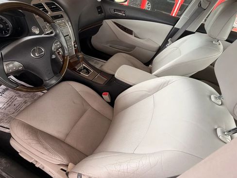 Used 2010 Lexus ES 350 FWD image 16
