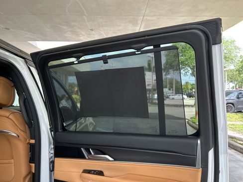 Used 2025 Jeep Grand Wagoneer L Series III w/ Rear Seat Video Group 1 AWD/4WD image 52
