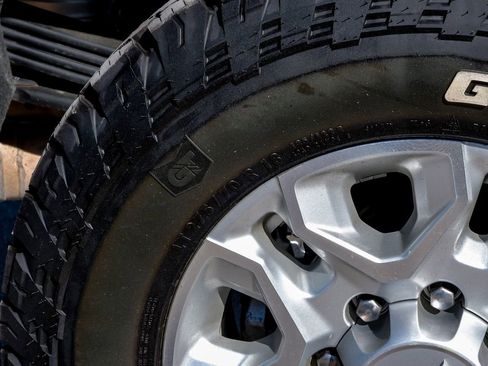 Used 2022 Chevrolet Silverado 2500 LTZ w/ Safety Package image 66