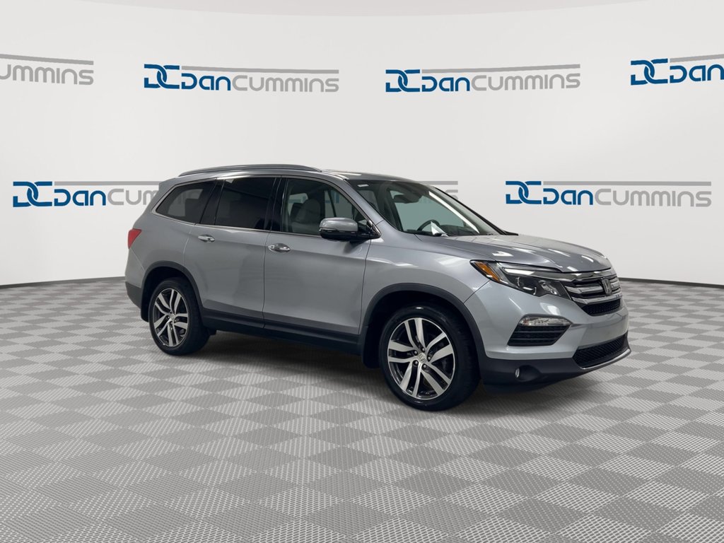 Used 2017 Honda Pilot Elite image 2