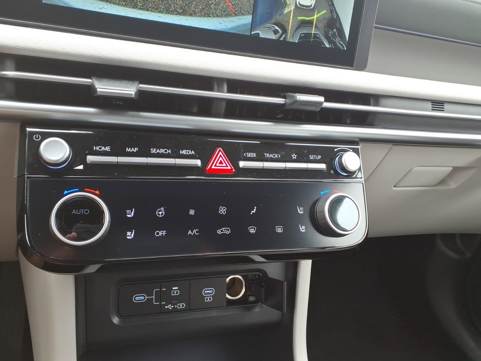 New 2026 Hyundai Tucson Limited AWD/4WD image 11