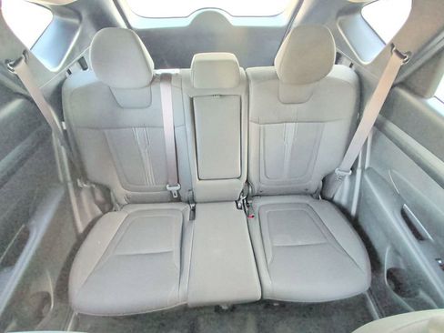 Certified 2025 Hyundai Tucson SEL AWD/4WD image 15