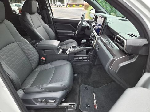 Used 2025 Toyota Tacoma TRD Sport w/ TRD Sport Premium Package AWD/4WD image 13