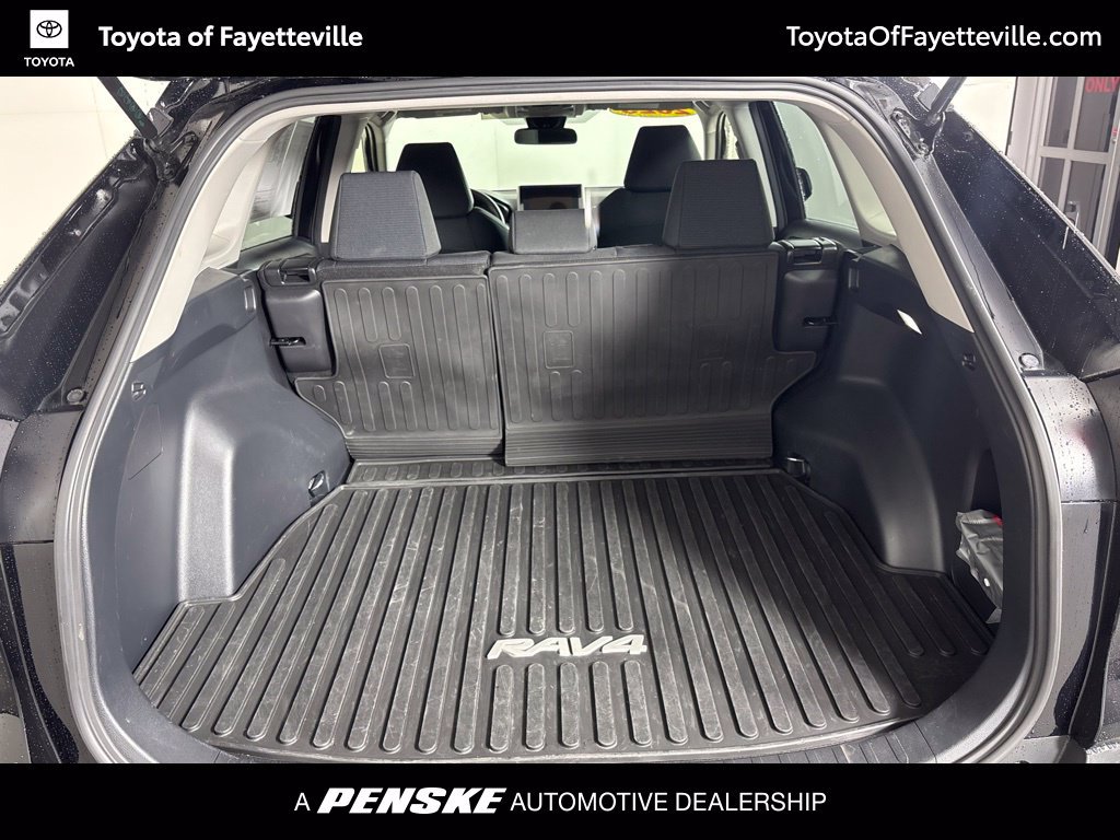 Certified 2025 Toyota RAV4 LE FWD image 21