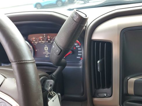 Used 2016 GMC Sierra 2500 Denali w/ Duramax Plus Package AWD/4WD image 29