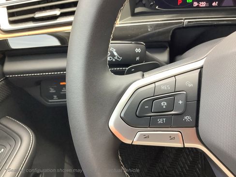 New 2026 Volkswagen Atlas SE image 27