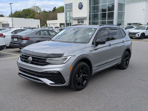 Used 2024 Volkswagen Tiguan SE R-Line image 7