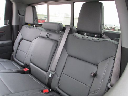 New 2026 GMC Sierra 1500 SLT w/ SLT Convenience Package image 15