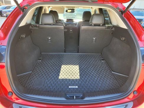 Used 2020 MAZDA CX-5 Touring image 10