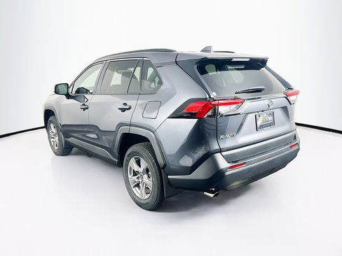 Used 2025 Toyota RAV4 XLE w/ Convenience Package FWD image 5