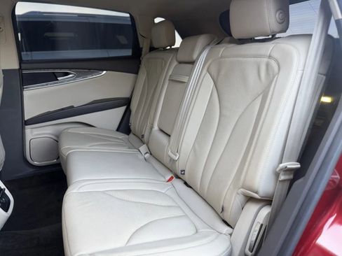 Used 2016 Lincoln MKX Reserve image 15