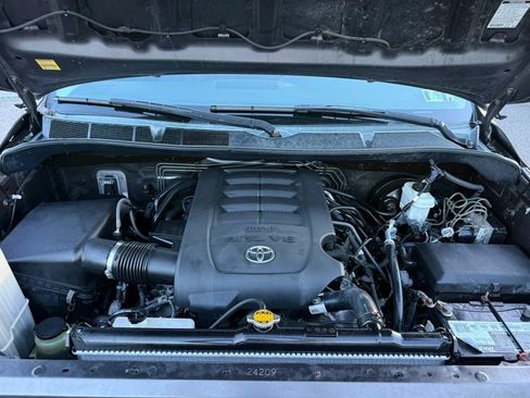 Used 2013 Toyota Tundra 4x4 Double Cab image 15