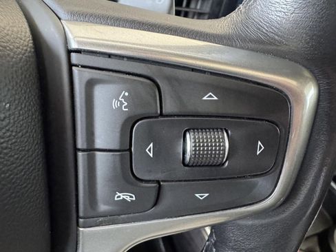 Used 2022 Chevrolet Silverado 1500 LTZ image 16