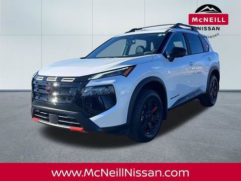 New 2026 Nissan Rogue SV w/ Rock Creek Premium Package AWD/4WD image 3