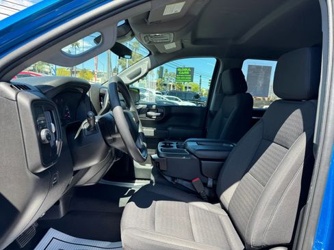 Used 2022 Chevrolet Silverado 1500 Custom RWD image 11