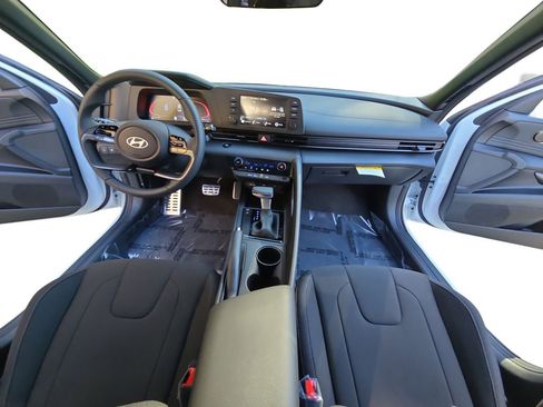 New 2026 Hyundai Elantra Sport image 9