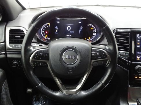 Used 2019 Jeep Grand Cherokee Limited image 25