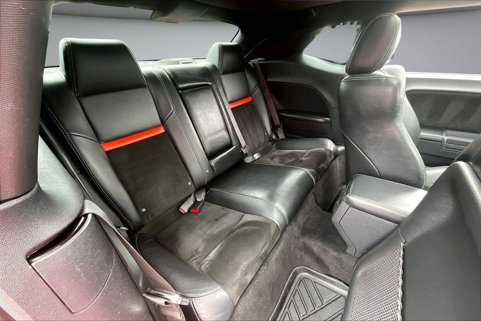 Used 2009 Dodge Challenger SRT8 w/ SRT Option Group II RWD image 25