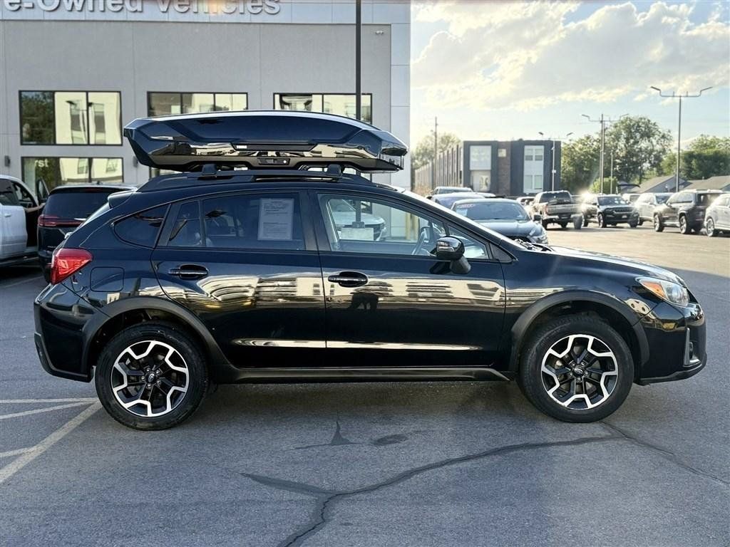 Used 2016 Subaru Crosstrek 2.0i Limited AWD/4WD image 8