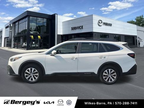 Used 2021 Subaru Outback Premium w/ Popular Package #1 AWD/4WD image 9