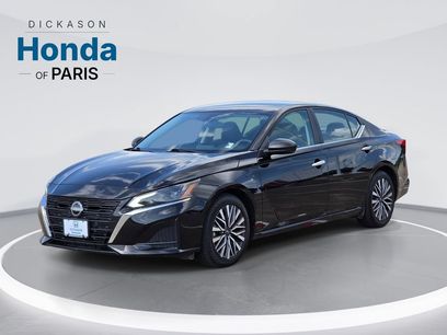 Used 2025 Nissan Altima 2.5 SV