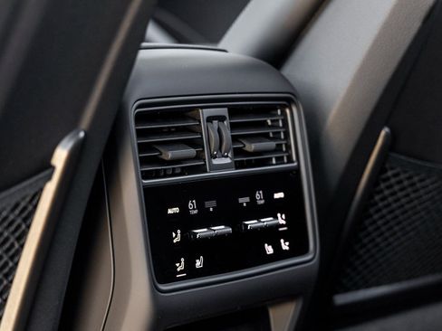 New 2026 Porsche Cayenne Coupe image 36