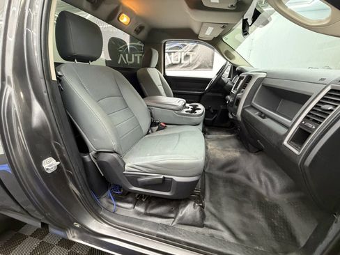 Used 2014 RAM 1500 HFE RWD image 6