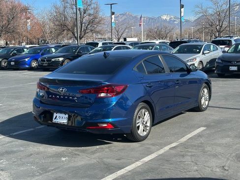 Used 2019 Hyundai Elantra SEL image 3